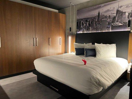 Grand Times Hotel Laval - Centropolis Rum bild